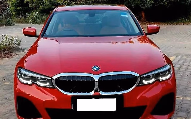 BMW BMW 3 Series Long Wheelbase view 3