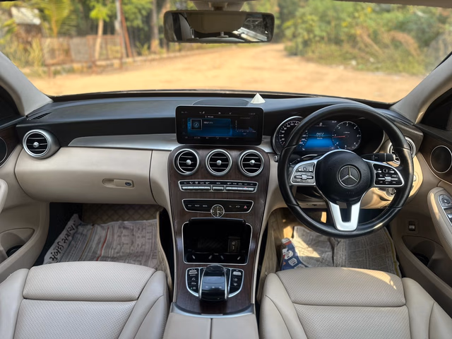Mercedes-Benz Mercedes-Benz C-Class view 5