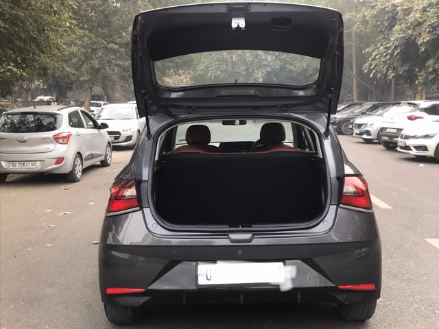 Hyundai Hyundai i20 view 5