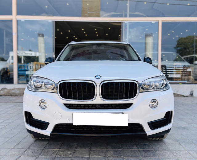 BMW BMW X5 view 2