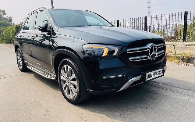 Mercedes-Benz Mercedes-Benz GLE view 2