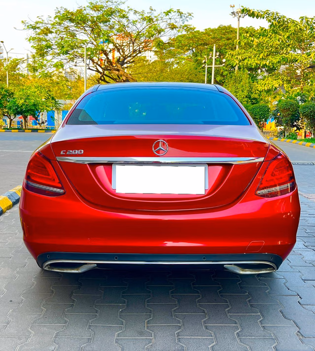 Mercedes-Benz Mercedes-Benz C-Class view 3