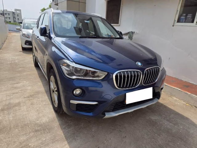 BMW BMW X1 view 2