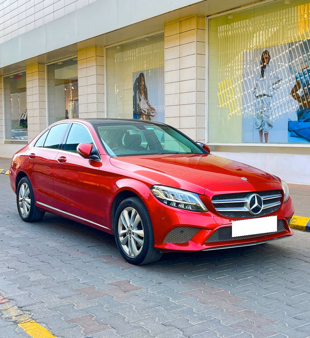 Mercedes-Benz Mercedes-Benz C-Class view 2