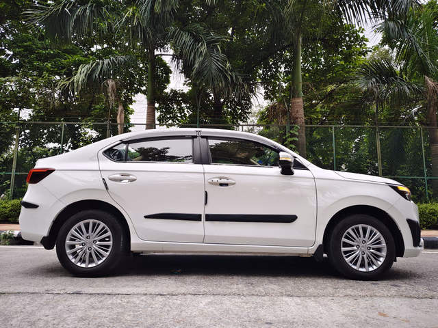 Honda Honda Amaze view 4