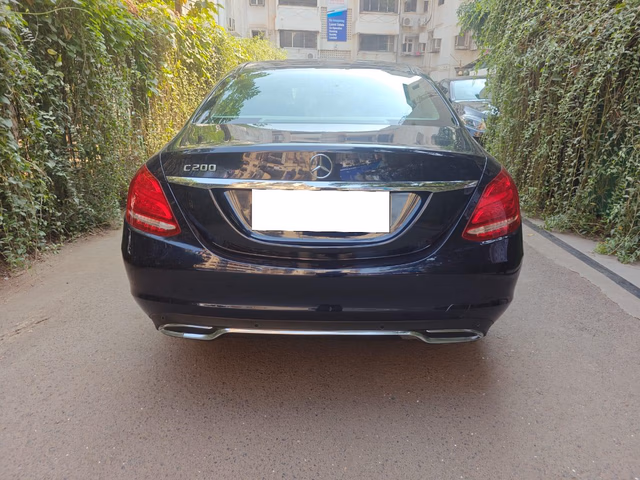 Mercedes-Benz Mercedes-Benz C-Class view 3