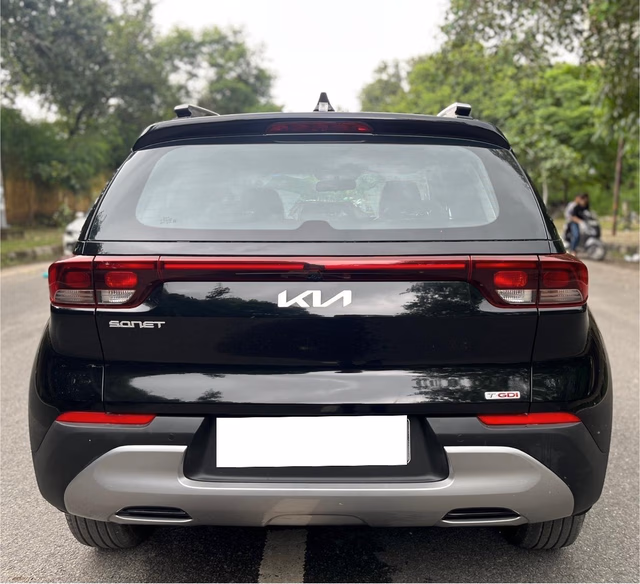 Kia Kia Sonet view 4