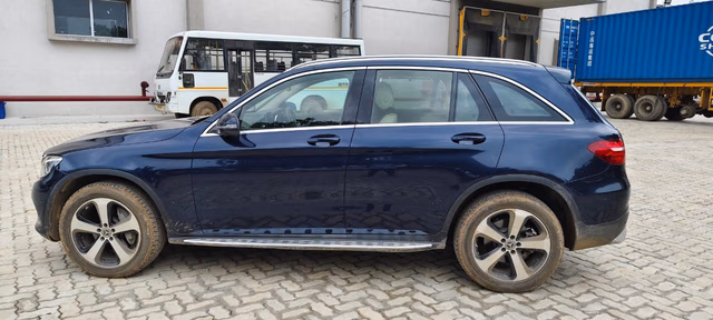 Mercedes-Benz Mercedes-Benz GLC view 5