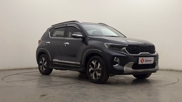 Kia Kia Seltos view 3