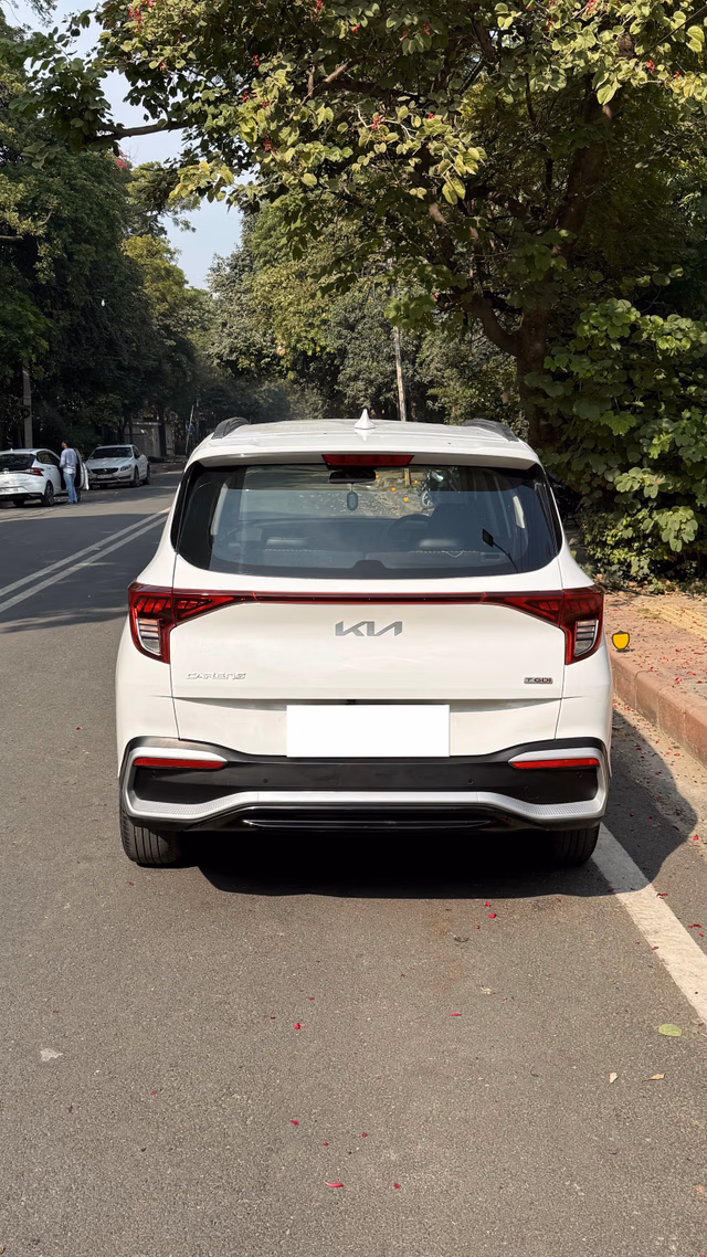 Kia Kia Carens view 3