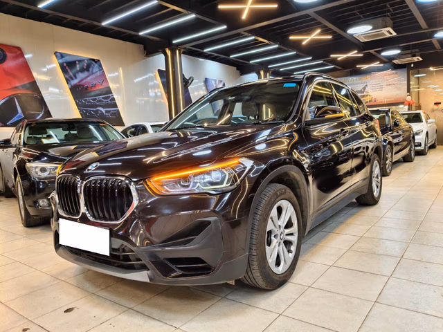 BMW BMW X1 view 3