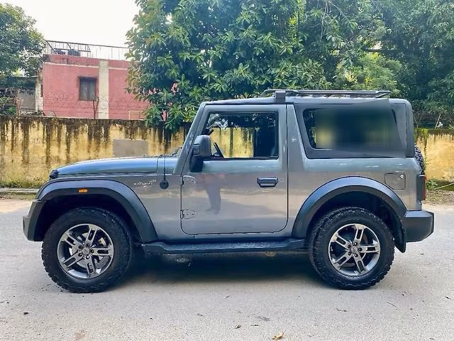 Mahindra Mahindra Thar view 4