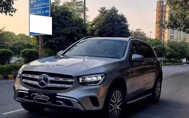 Mercedes-Benz Mercedes-Benz GLC view 4