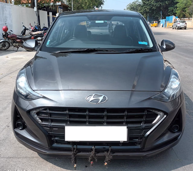 Hyundai Hyundai Grand i10 Nios view 5
