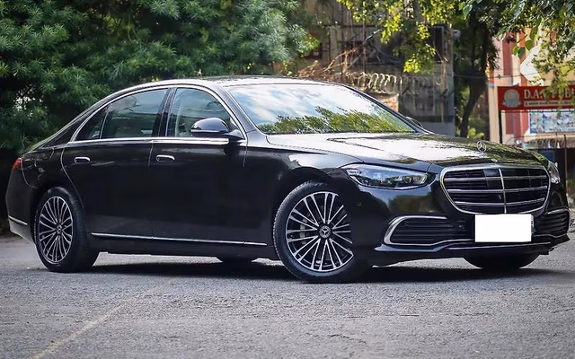 Mercedes-Benz Mercedes-Benz S-Class view 2