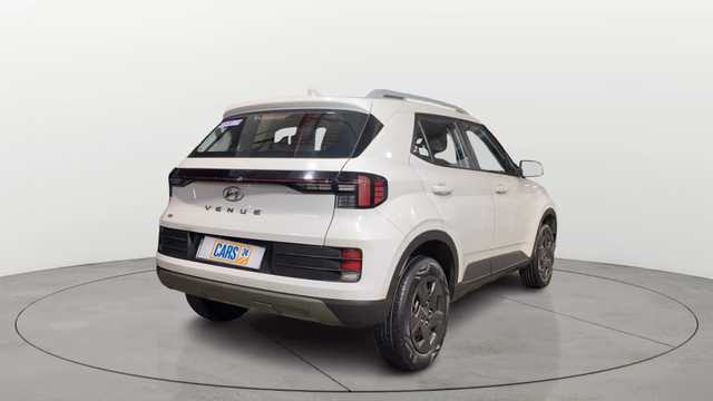 Hyundai Hyundai Venue view 4