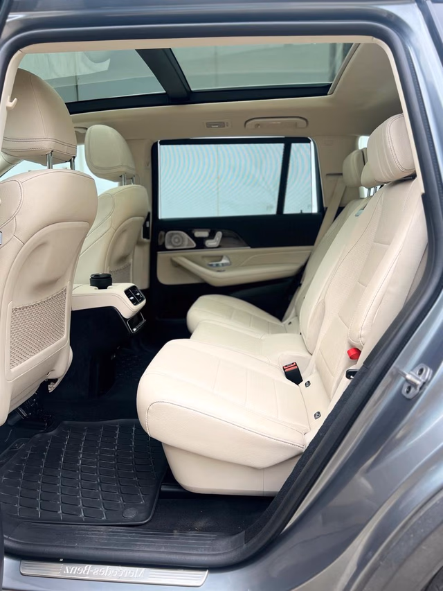 Mercedes-Benz Mercedes-Benz GLS view 5