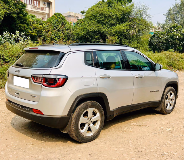 Jeep Jeep Compass view 4