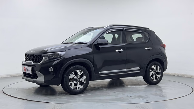 Kia Kia Seltos view 2