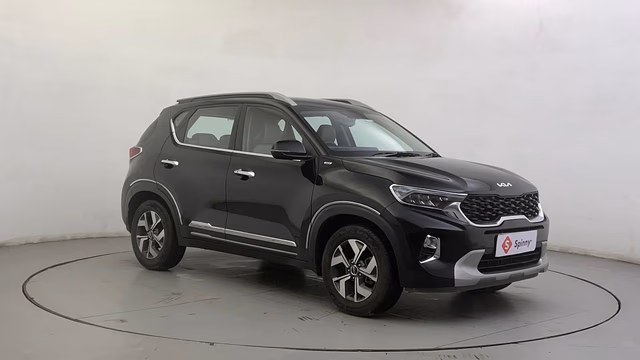 Kia Kia Seltos view 3