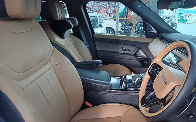 Land Rover Land Rover Range Rover Sport view 5