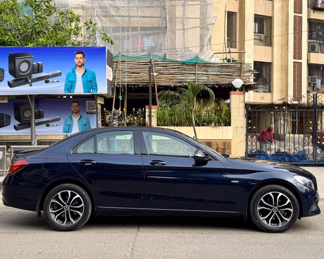 Mercedes-Benz Mercedes-Benz C-Class view 3