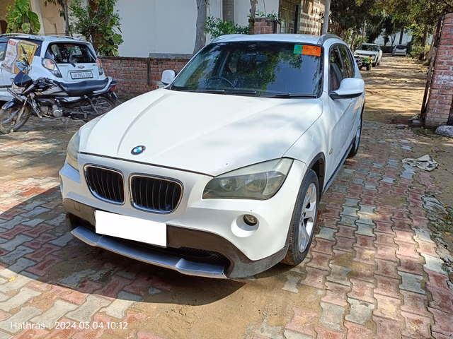 BMW BMW X1 view 2