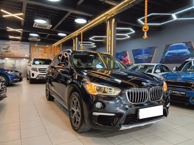 BMW BMW X1 view 2
