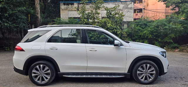 Mercedes-Benz Mercedes-Benz GLE view 3