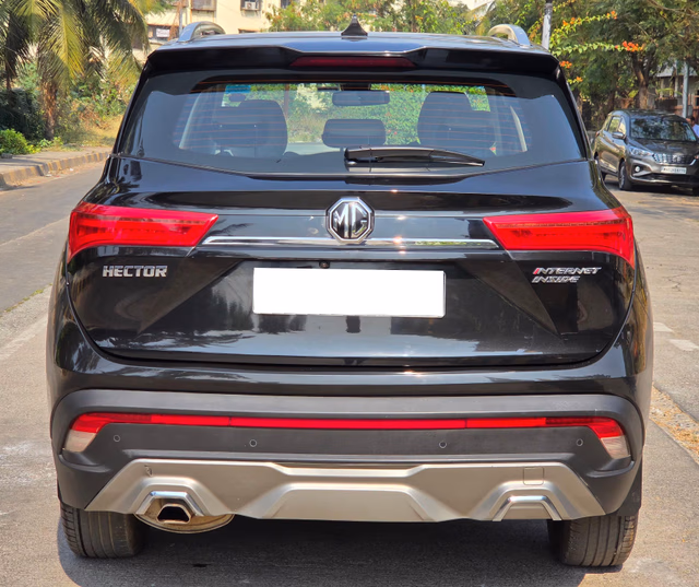 MG MG Hector view 4