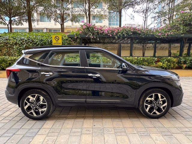 Kia Kia Seltos view 3