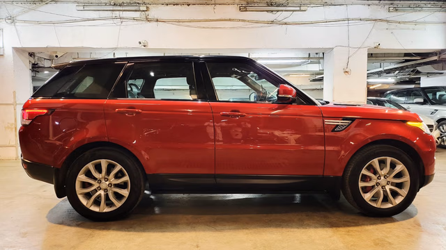Land Rover Land Rover Range Rover Sport view 3