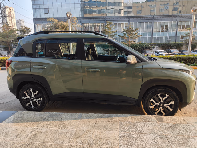 Hyundai Hyundai Exter view 3