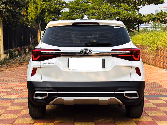 Kia Kia Seltos view 3