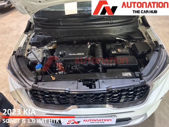 Kia Kia Sonet view 3