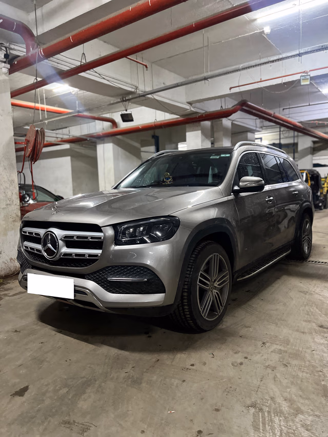 Mercedes-Benz Mercedes-Benz GLS view 2