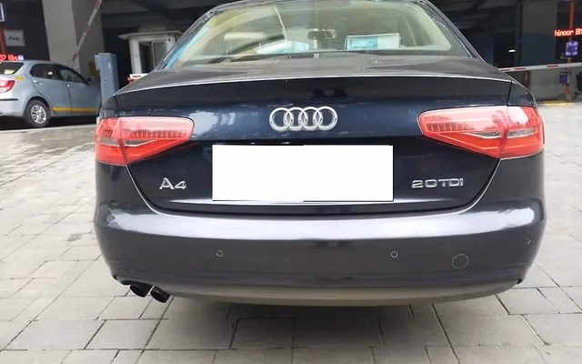 Audi Audi A4 view 4