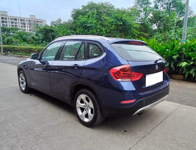 BMW BMW X1 view 4
