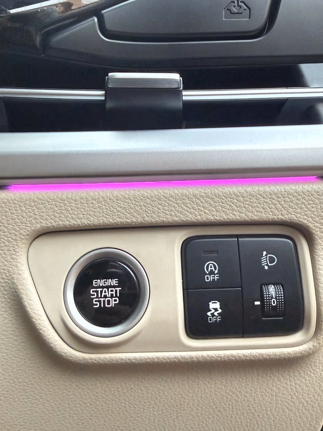 Kia Kia Carens view 5