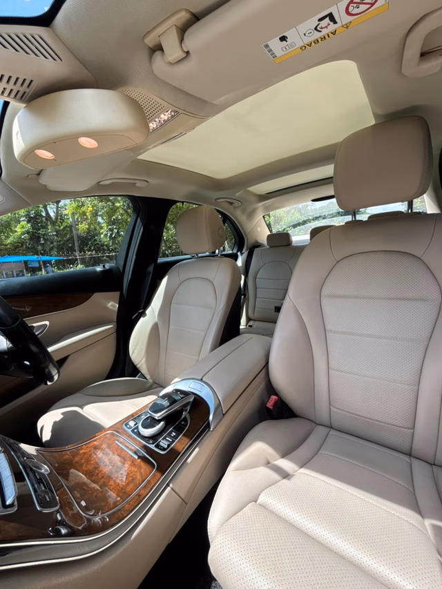 Mercedes-Benz Mercedes-Benz C-Class view 5