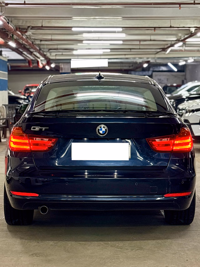 BMW BMW 3 Series GT view 5