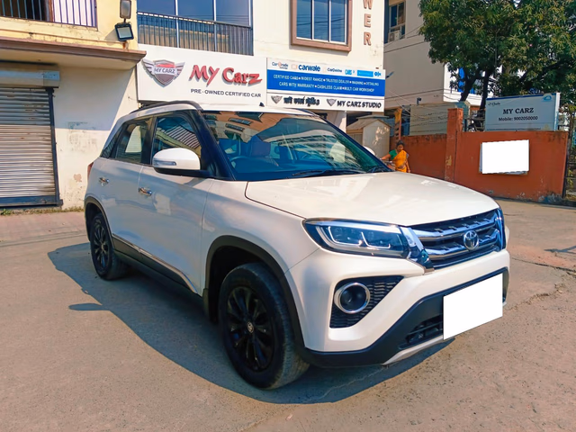 Toyota Toyota Urban cruiser view 2