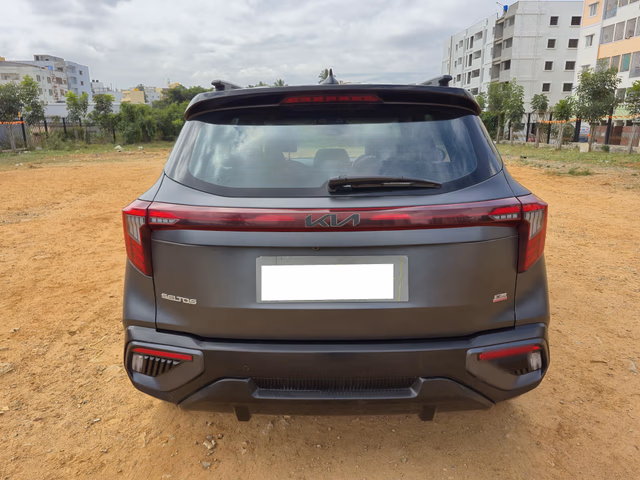 Kia Kia Seltos view 4