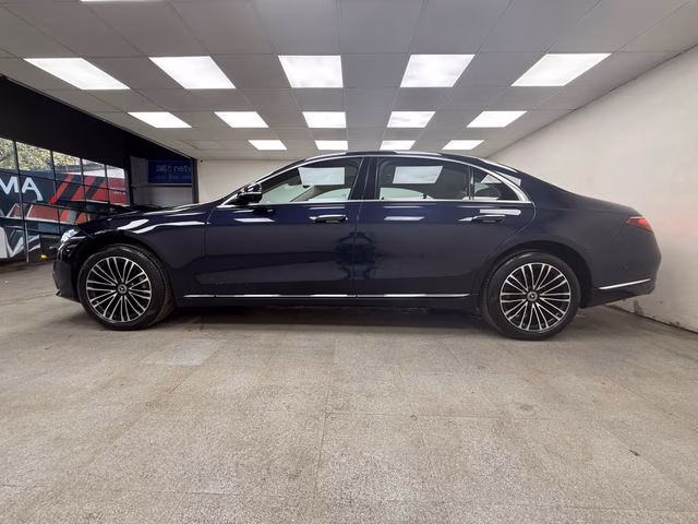 Mercedes-Benz Mercedes-Benz S-Class view 5