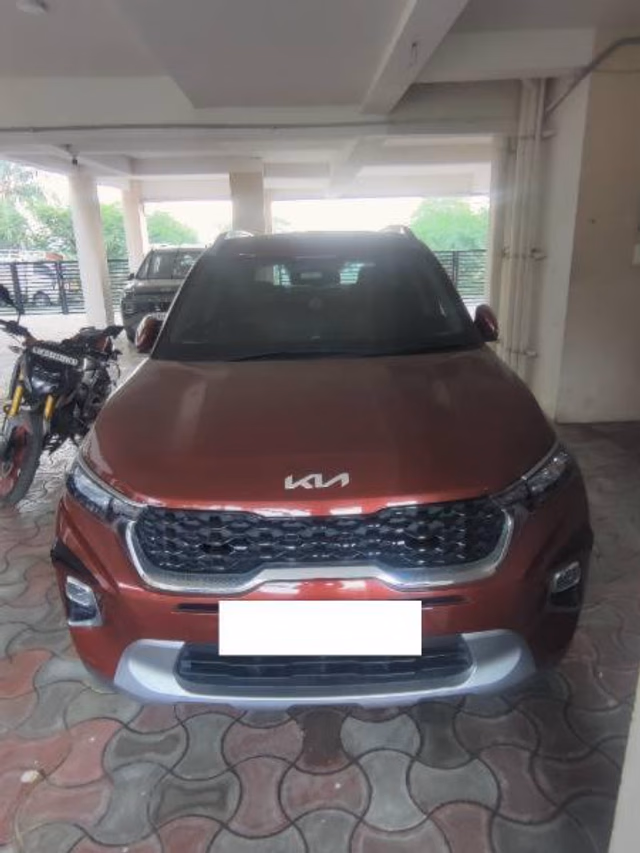 Kia Kia Sonet view 2