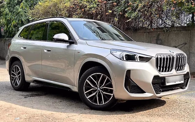 BMW BMW X1 view 2