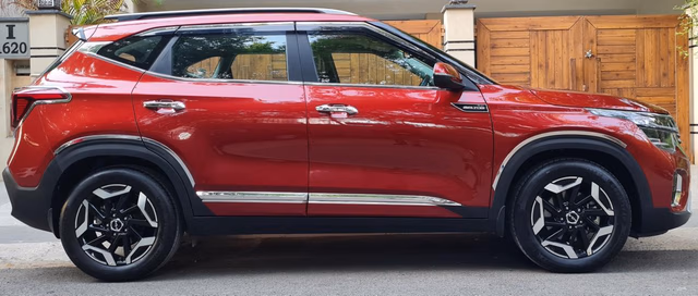 Kia Kia Seltos view 3