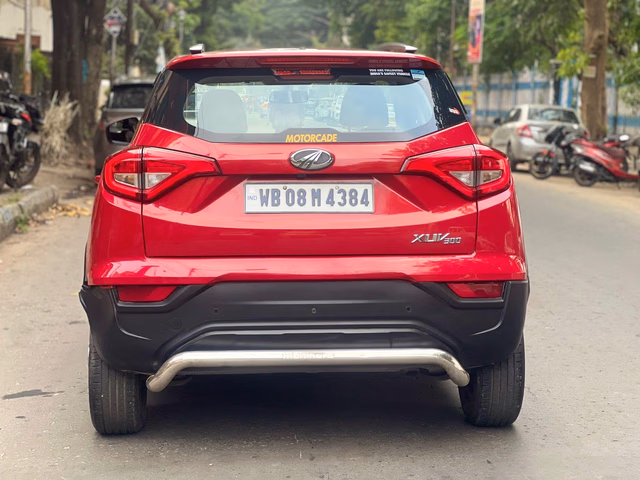Mahindra Mahindra XUV300 view 3