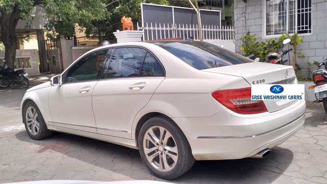 Mercedes-Benz Mercedes-Benz C-Class view 4