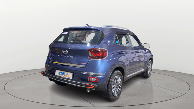 Hyundai Hyundai Venue view 4